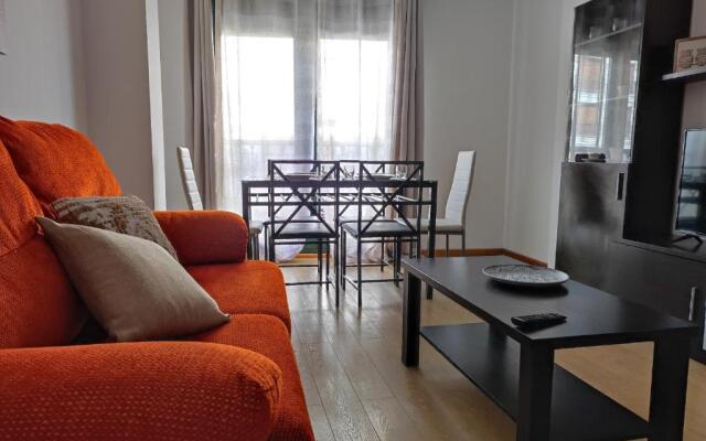 Alojamiento entero, piso 3 habitaciones,5 personas