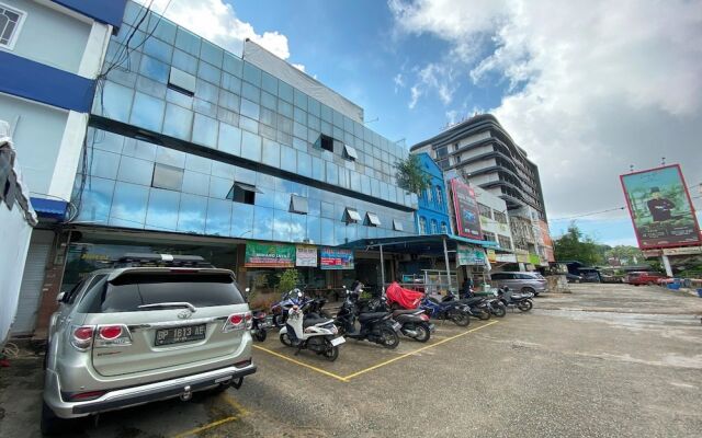 OYO 92702 Minang Jaya