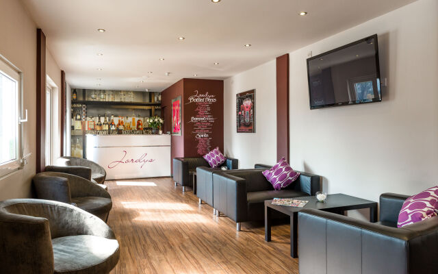 Peterborough by Verve
