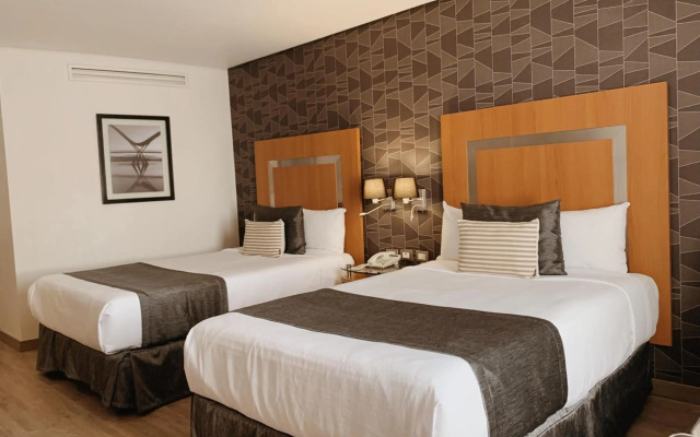 Hotel Mercury Inn