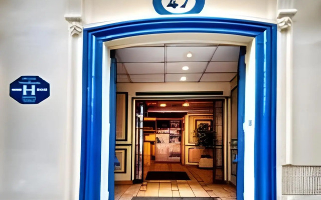 Le Faubourg Hotel 