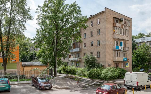 Ekaterina Bochkareva's guest studios on 1st Institutskaya Street