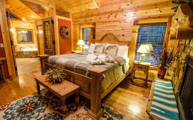 Leaping Lizard Lodge - 4 Br Cabin