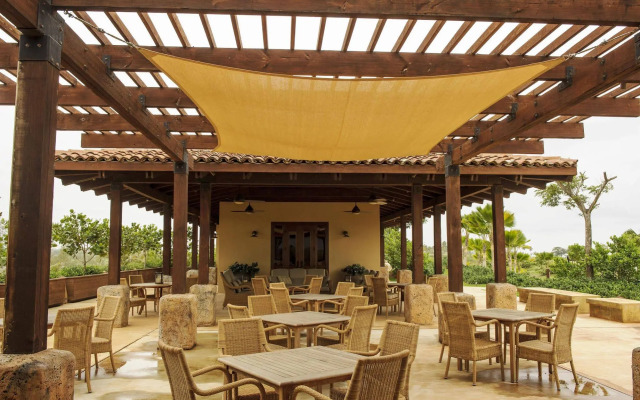 Royal Isabela