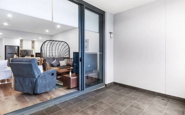 A21 Darling Harbour 2 BDR APT