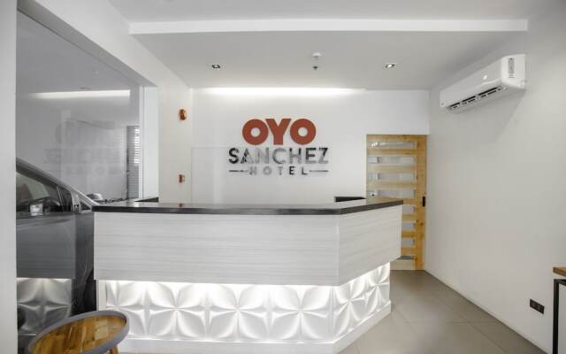 OYO 726 Sanchez Hotel