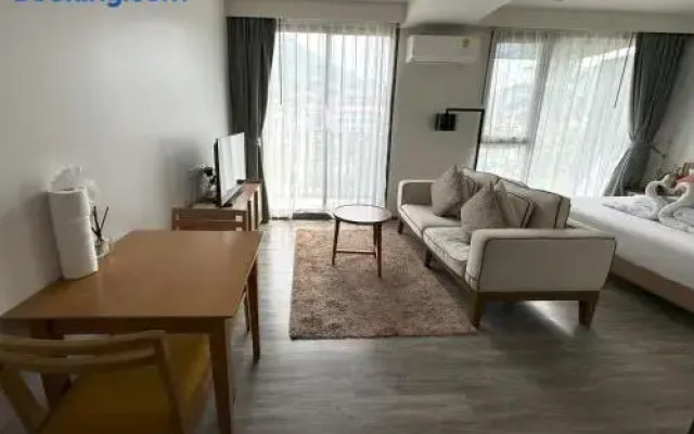 The Deck Patong by Acasia Suites