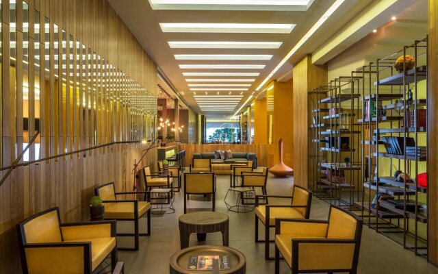 O Monot Hotel