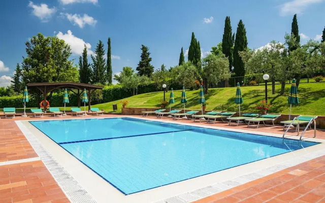 Borgo Collelungo, Apartments in Montaione