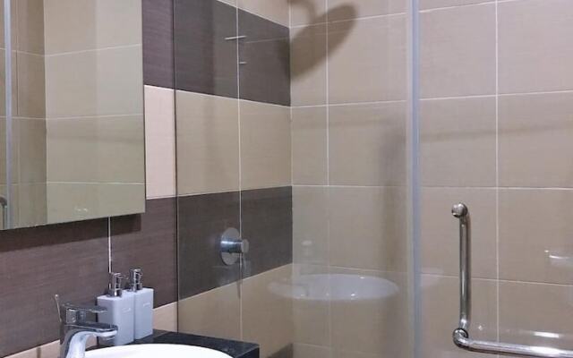 Glitar Home D'esplanade