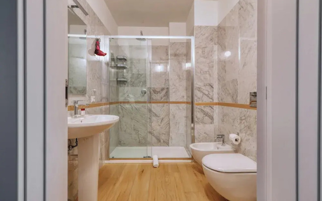 JOIVY Welcoming 3BR Flat in Milan Centre