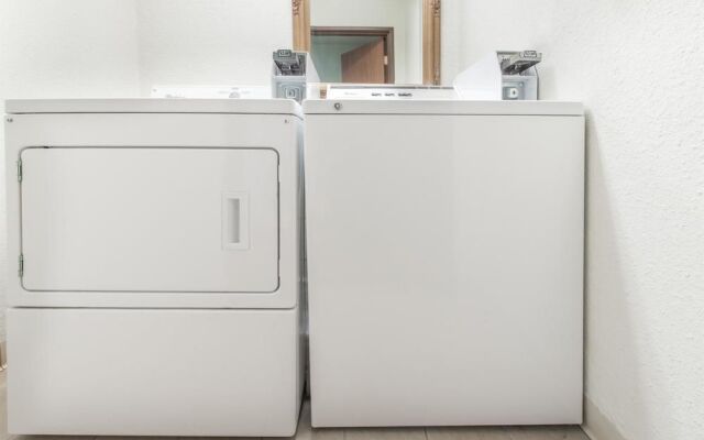 Super 8 Elizabethtown