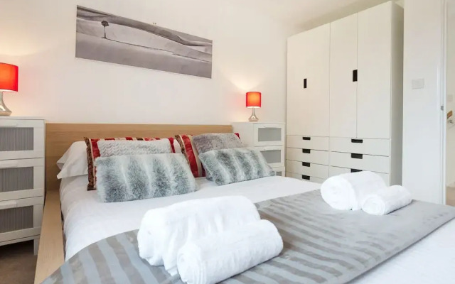 Tus Nua Cottage