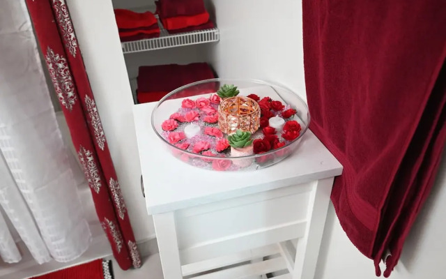 33 Executive Home A C Airport