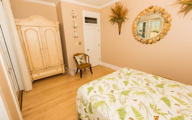 Destin Pointe Homes by Holiday Isle