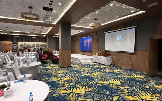 Surgrand Hotel