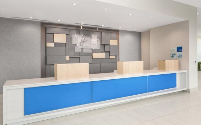 Holiday Inn Express & Suites Downtown Ottawa East by IHG