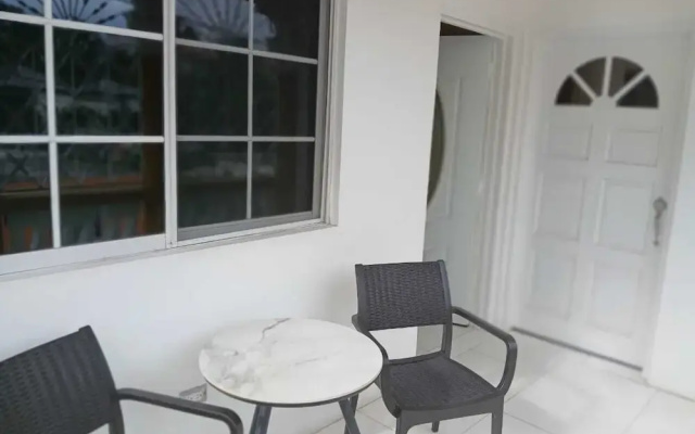 Runtings Hideaway Stay Nomprel Road Negril