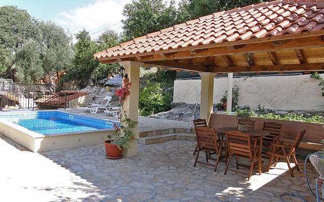 Apartment Lucic Tavernes 17026