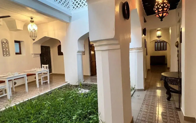 Zanzi House