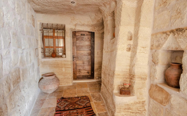 Sultan Cave Suites