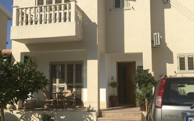 Villa with 3 Bedrooms in Kissonerga, with Wonderful Sea View, Private Pool, Enclosed Garden - 4 Km From the Beach