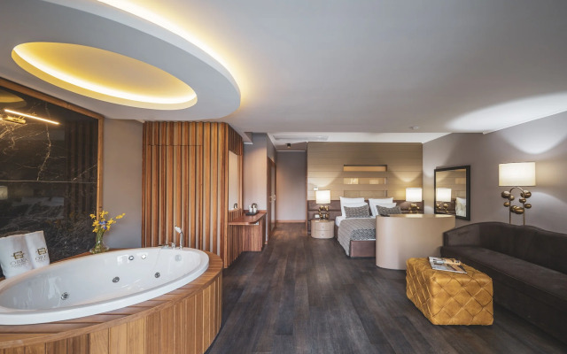 Orka Cove Hotel Penthouse & Suites - Adults Only