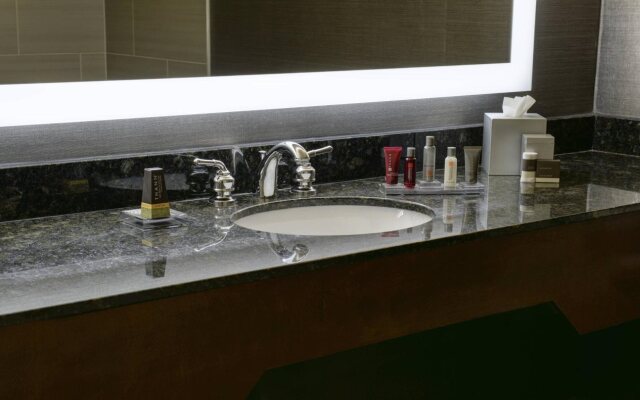 Marriott East Lansing at University Place