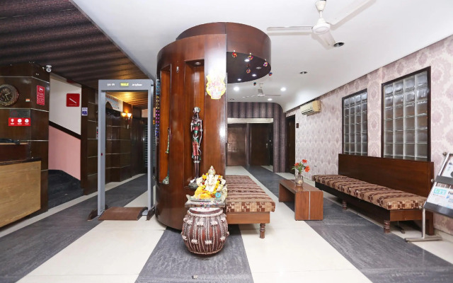 Hotel Grand Peepal