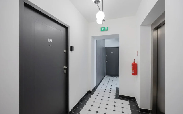 A Unique Studio for 4 by Renters