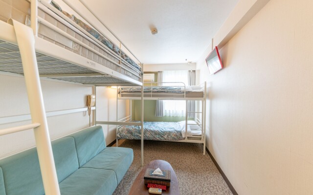 Family Resort Fifty's For Maihama