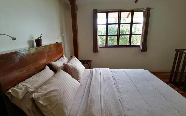 Nakabalo Guesthouse & Restaurant