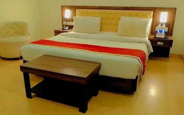 The Palm Hotel & Restaurant