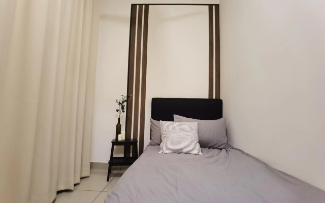 Luxurious Rustic Suite Conezion Botanical Garden IOI City Mall Putrajaya 5 plus 1 Paxs 3 Rooms 2 Baths – Guest Rooms – Putrajaya