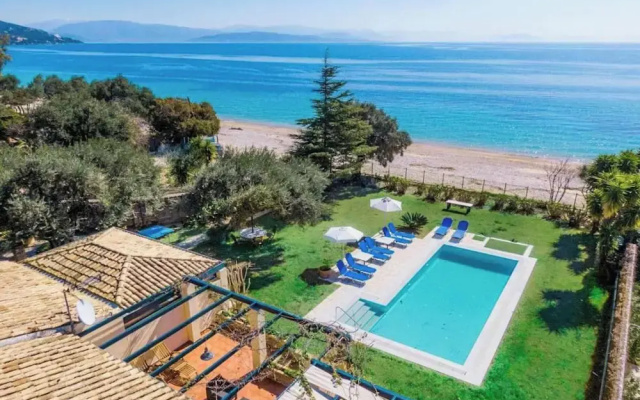 Villa Barbati Beachfront