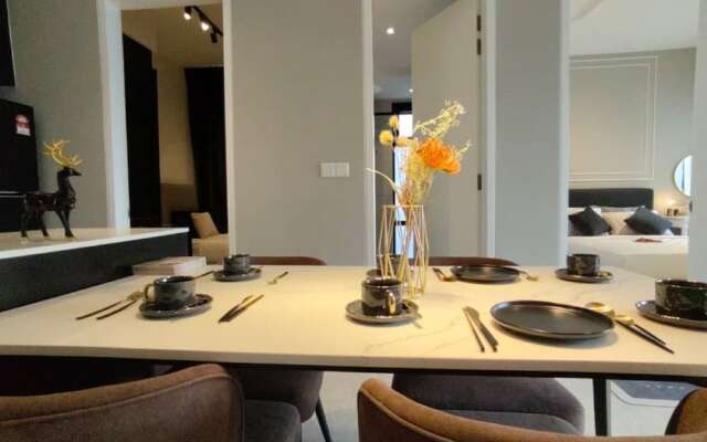 The Axon Bukit Bintang by SMOVF BNB