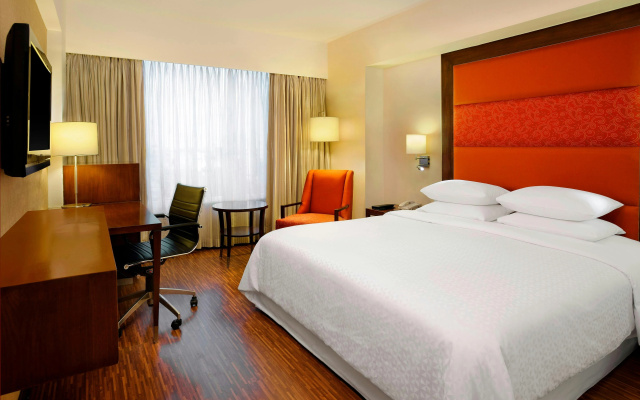 Four Points by Sheraton Ahmedabad – Guest Rooms – Ahmedabad