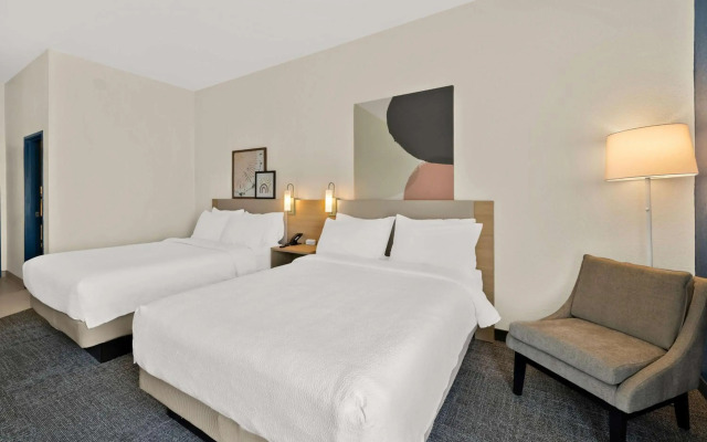 Spark by Hilton Tifton