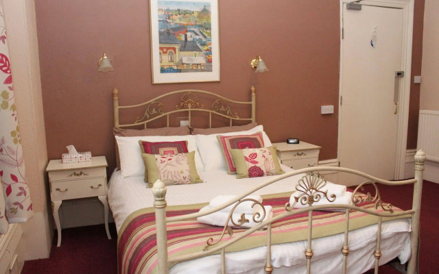 The Sherwood - Guest House