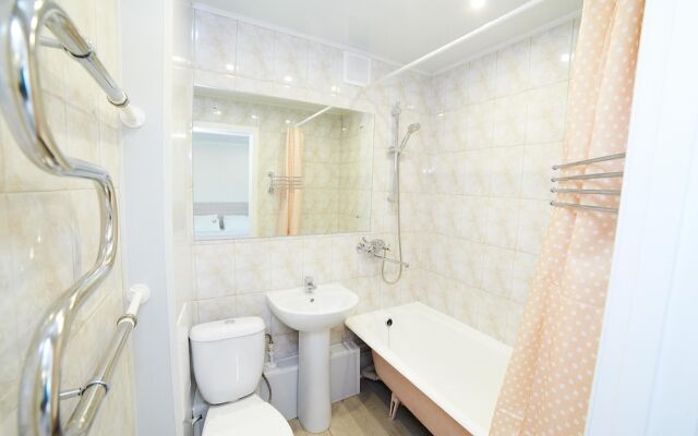 Dobrie Sutki Apartment Muhacheva 256.3