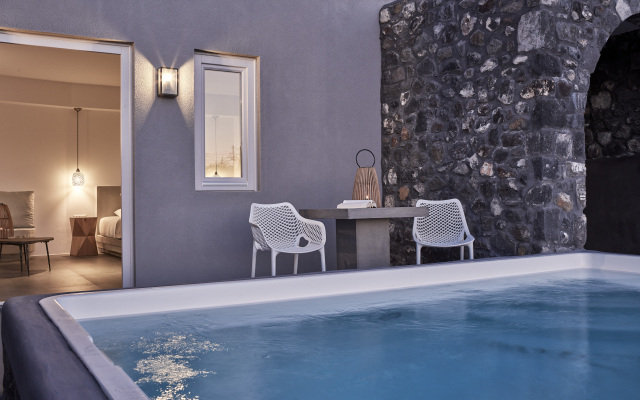 Elysian Santorini
