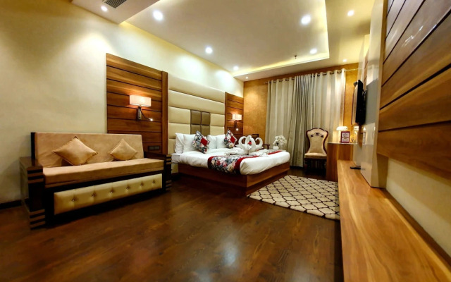 Hotel Makhan Residency
