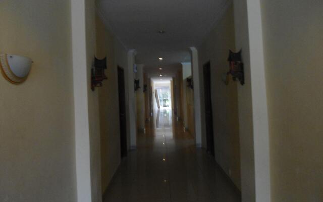 Edotel Minangkabau Hotel