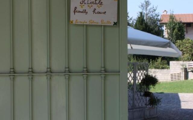 Il Cortile Friendly House