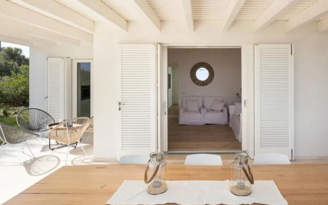 Landscape White House