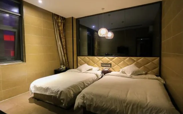 MOLAN Hotel（Fangte Second Phase Store）