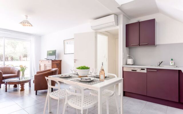 Les Pins Parasols (AGL350)