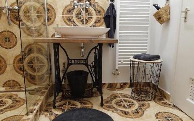 Előkapu Apartman