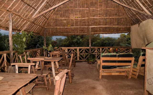 Kilimanjaro Summit Lodge