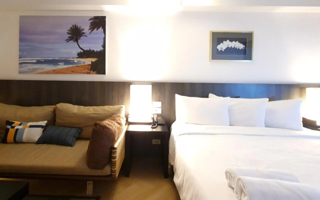 Sathorn Terrace Apartment